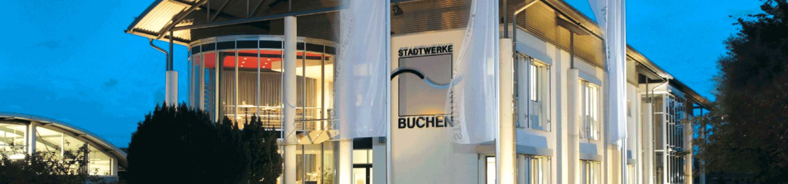 Stadtwerke Buchen GmbH & Co KG - Wasserspender an Jakob-Mayer-Grundschule übergeben